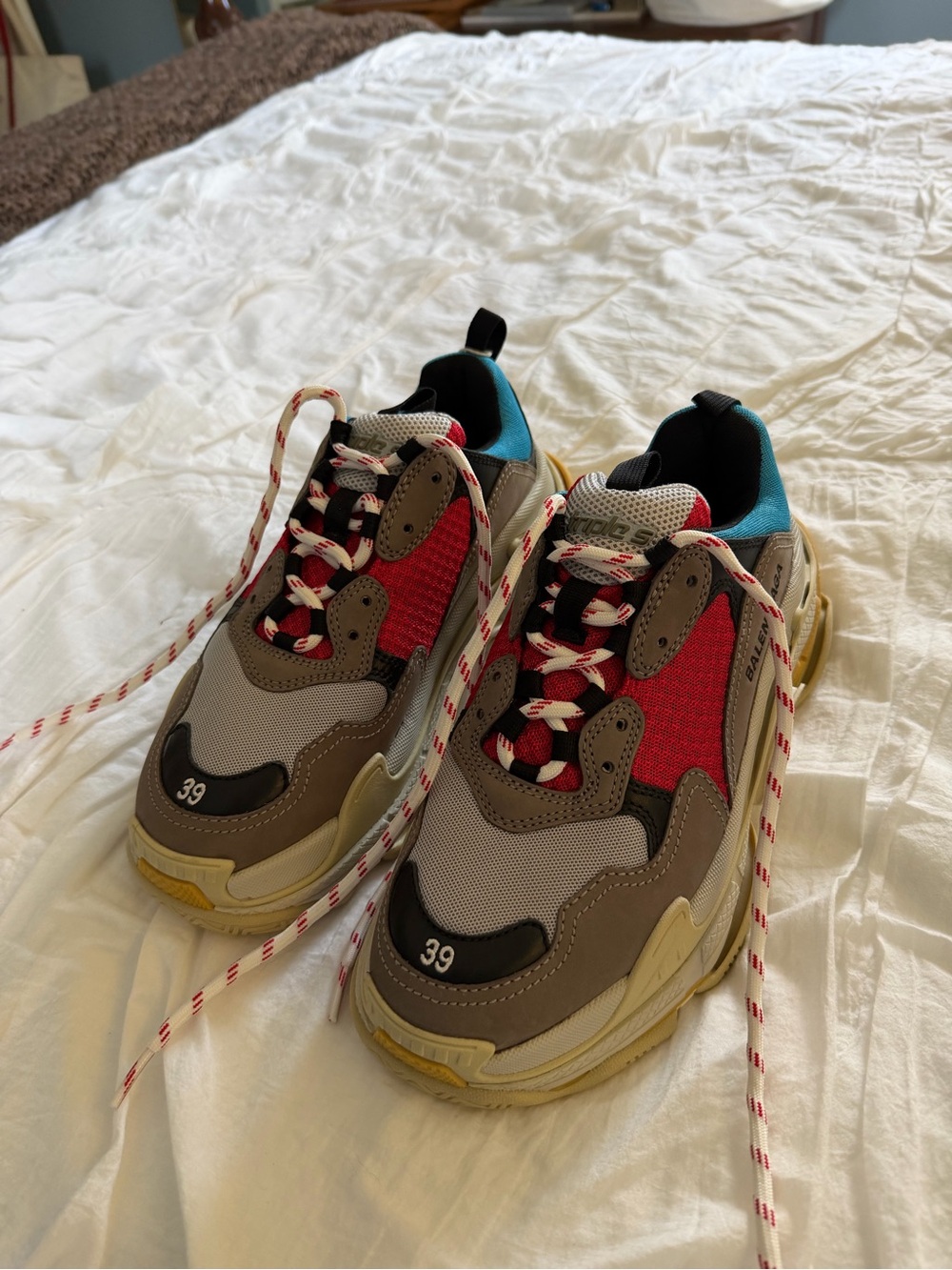 Balenciaga Triple S Sneakers NEVER BEEN WORN